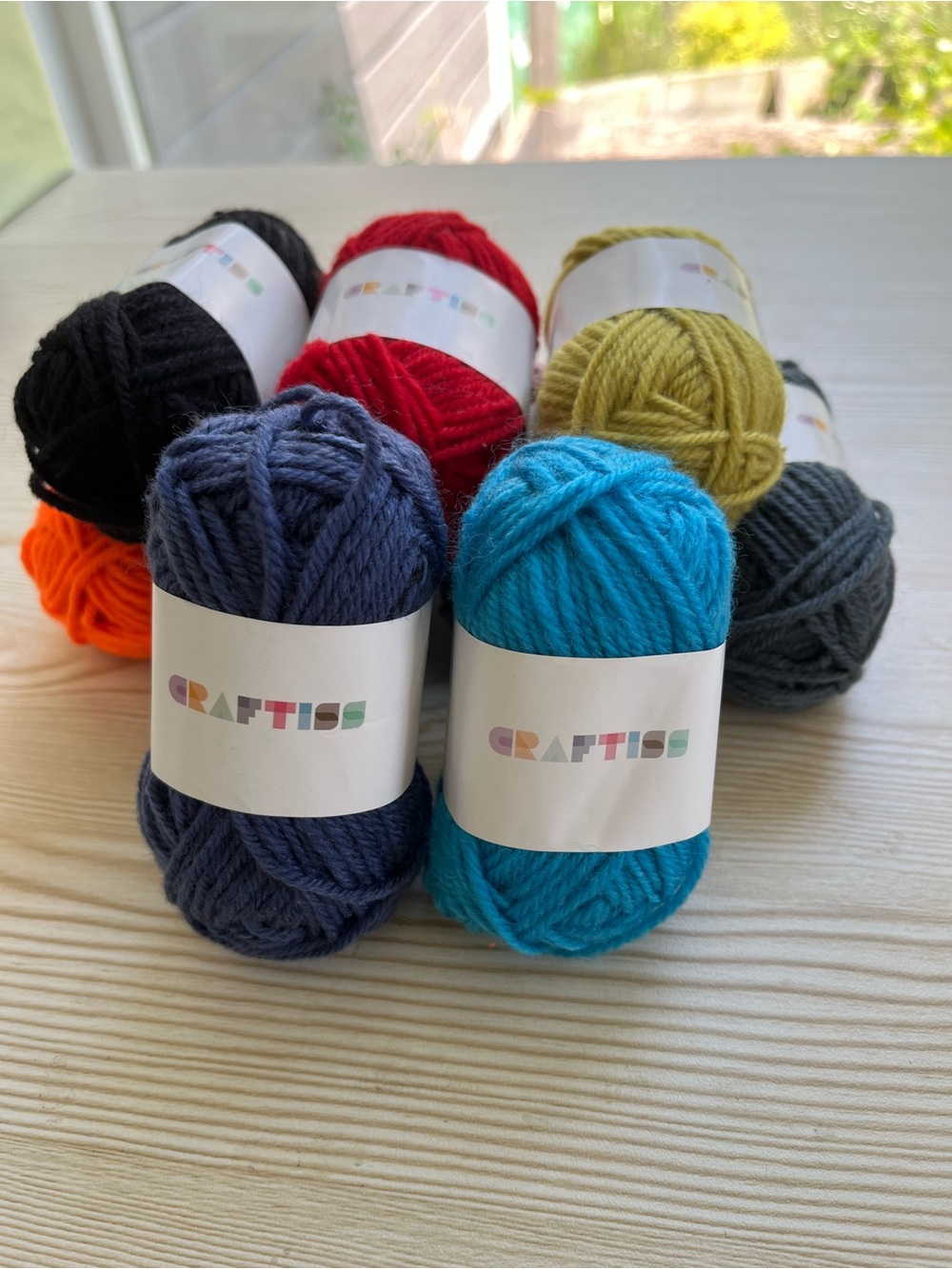 CRAFTISS Multi-Color Wool 9 Acrylic Yarn mini skeins - soft - Picture 2 of 4